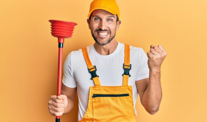 8 Professional Skills Plumbers Need for Their Jobs