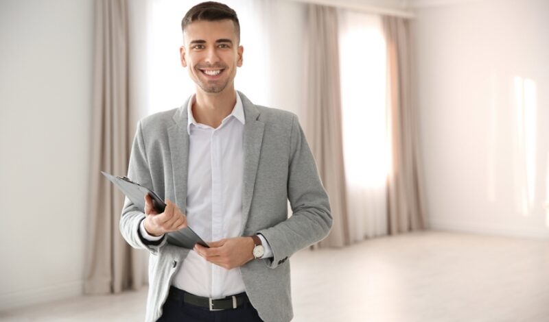 How to Be a Luxury Real Estate Agent